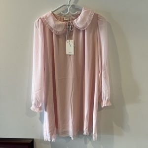 Aritzia Wilfred Bugsy Dress, Talc Pink, Small
Brand New